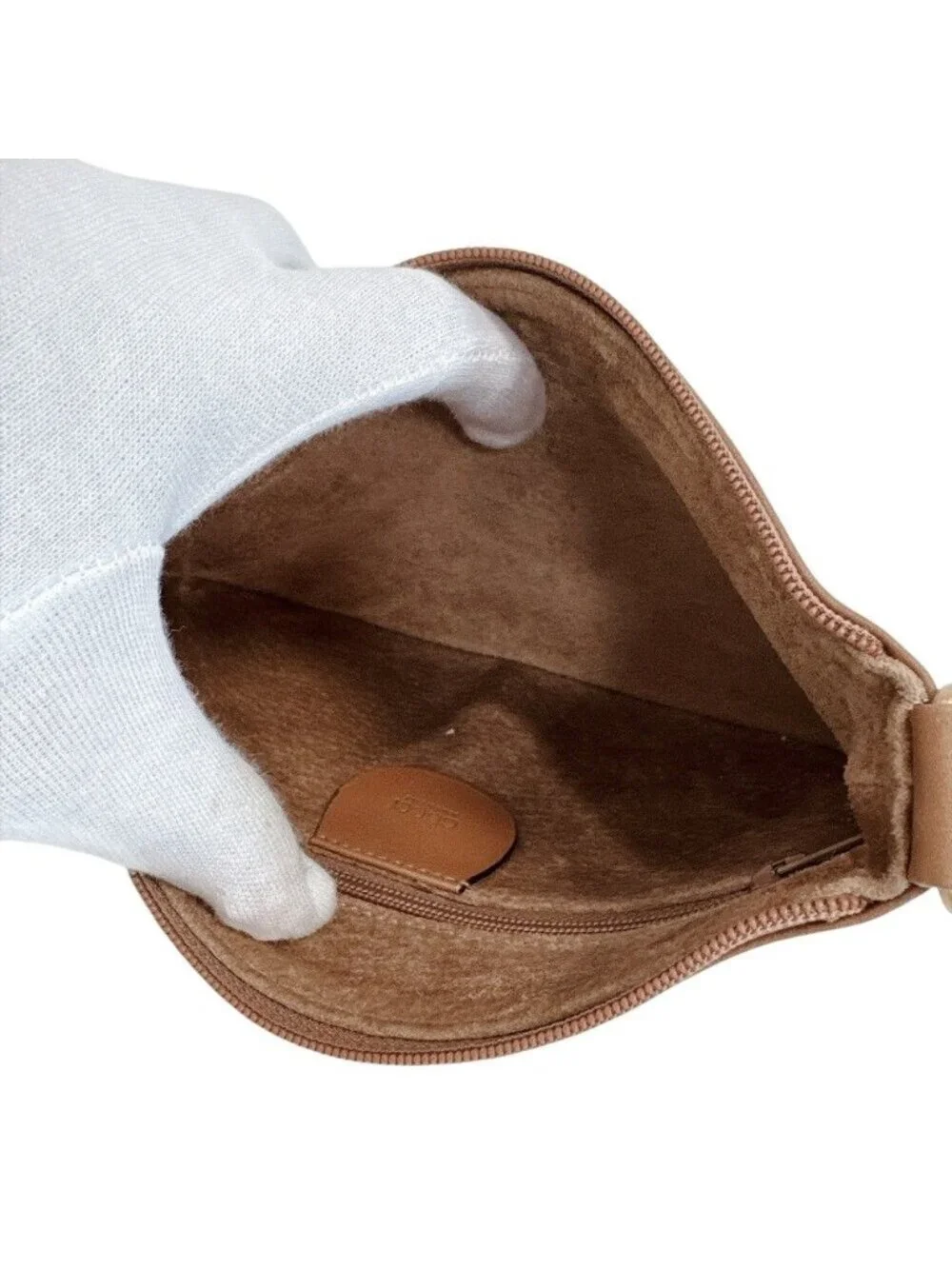 Gucci Vintage Leather Pouch Brown